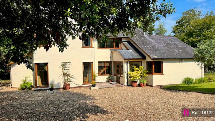 4 Bedroom Detached House For Sale In Glasbury, Hereford, HR3