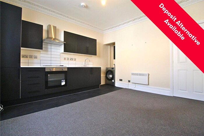 2 Bedroom Maisonette To Rent In Whiteladies Road, Bristol, Somerset, BS8