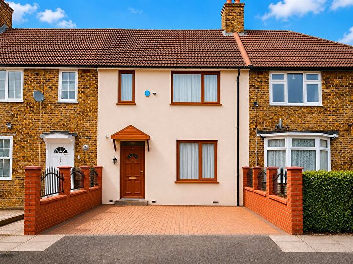 3 Bedroom Property For Sale In Newminster Road, Morden, SM4