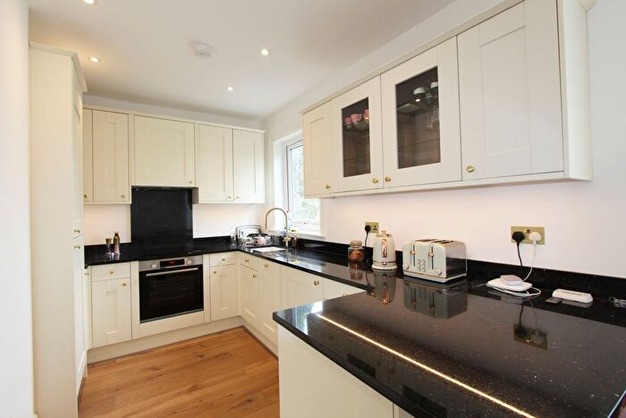 1 Bedroom Flat To Rent In North End Road, London, NW11