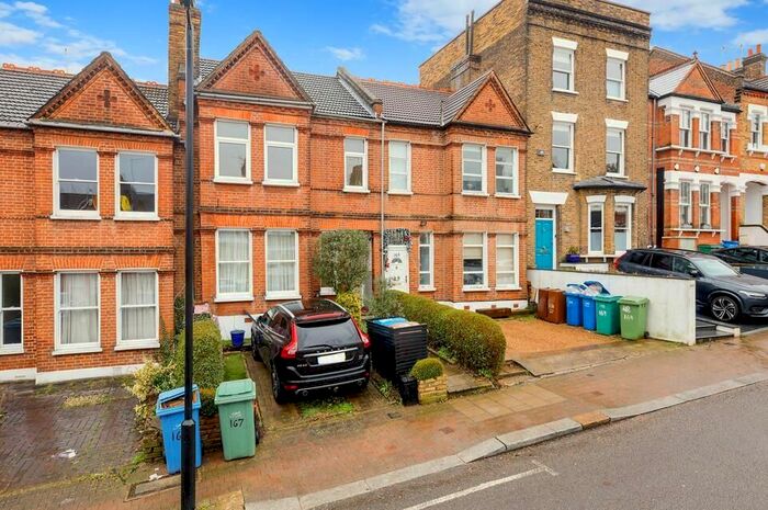 3 Bedroom Maisonette To Rent In Dunstans Road, East Dulwich, London, SE22