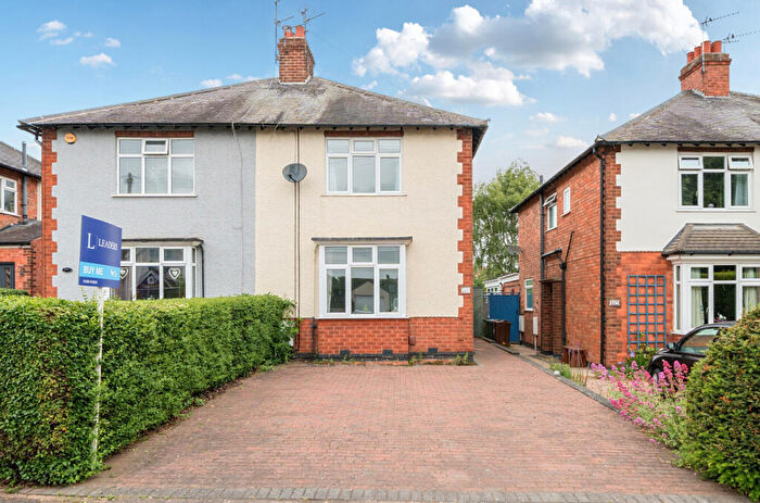 3 Bedroom Semi Detached House For Sale In Park Road, Loughborough, Leicestershire, LE11