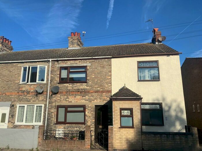 3 Bedroom Terraced House To Rent In Burnt Lane, Gorleston, NR31