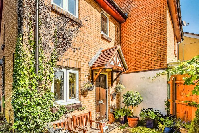 2 Bedroom Property To Rent In Elizabeth Place, Pewsham, Chippenham, SN15