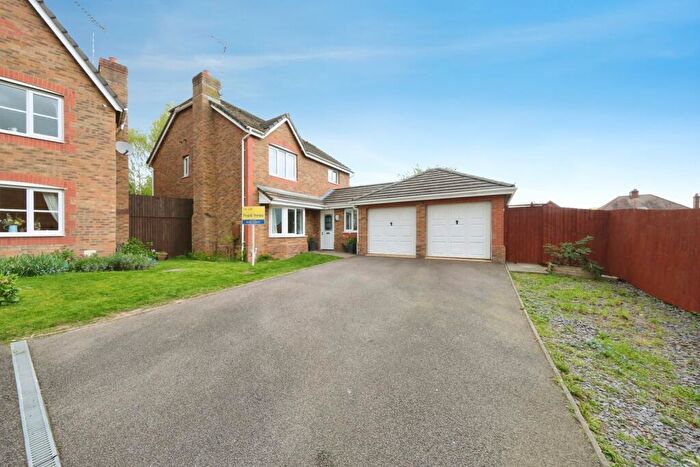 4 Bedroom Detached House For Sale In Forest Edge Way, Burton-on-Trent, Staffordshire, DE13