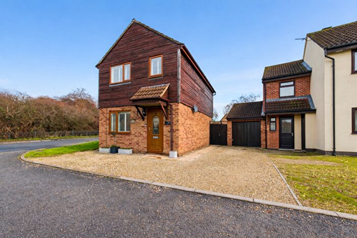 3 Bedroom Detached House For Sale In Hornbeam Mews, Longlevens, Gloucester, GL2