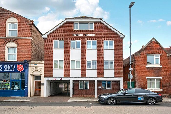 2 Bedroom Flat For Sale In Albert Road, Southsea, PO5