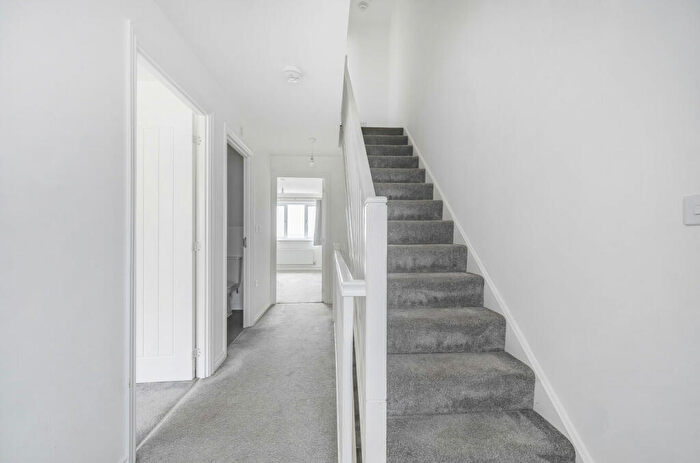 3 Bedroom Terraced House For Sale In Jenner Road, Tiverton, Devon, EX16