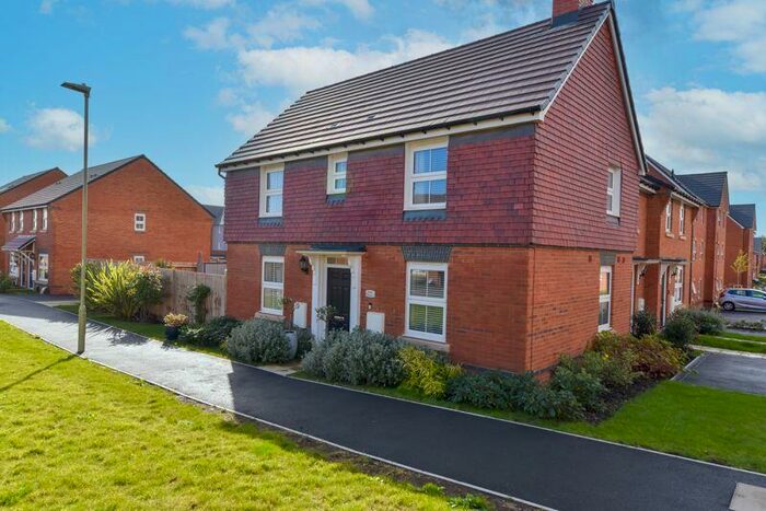 3 Bedroom Semi-Detached House To Rent In Brent Lane, Bedhampton, PO9