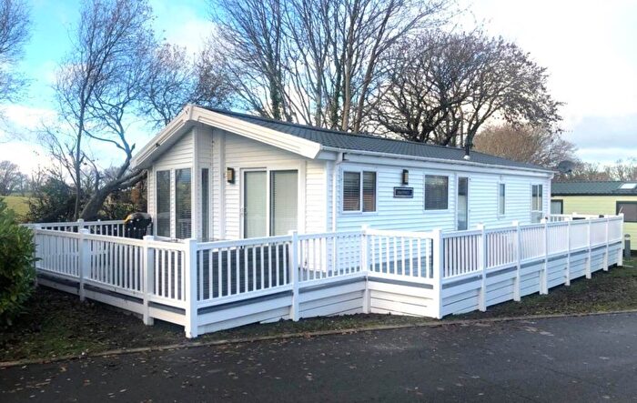 2 Bedroom Lodge For Sale In Abergele, LL22