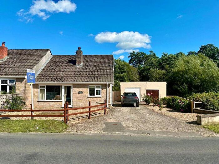 2 Bedroom Bungalow For Sale In Bridge Hill, Narberth, Pembrokeshire, SA67