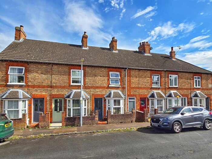 2 Bedroom Terraced House For Sale In Arthur Street, Ampthill, Bedfordshire, MK45