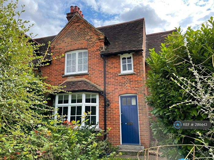 4 Bedroom End Of Terrace House To Rent In Glebeland, Hatfield, AL10