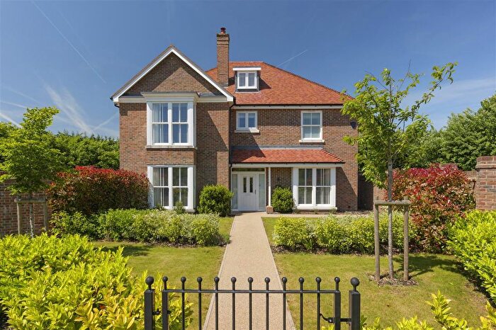 4 Bedroom Detached House To Rent In Kilndown Place, Stelling Minnis, CT4