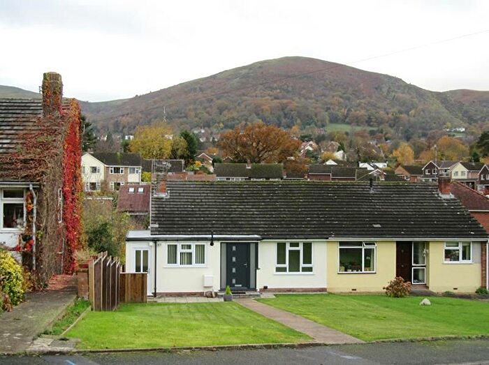3 Bedroom Semi-Detached House To Rent In Meadow Road, Malvern, Worcestershire, WR14