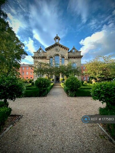 3 Bedroom Penthouse To Rent In Didsbury Gate, West Didsbury, M20