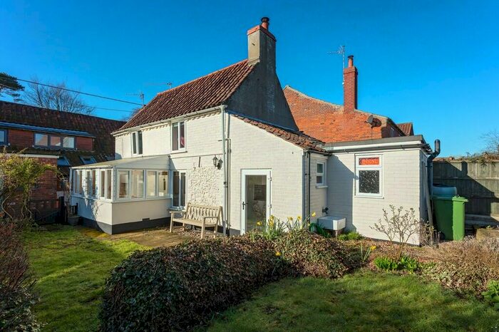 2 Bedroom Cottage For Sale In West Rudham, PE31