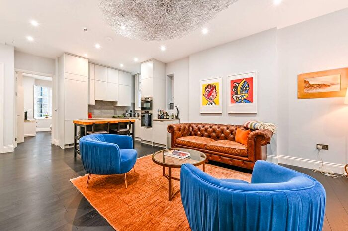 3 Bedroom Flat To Rent In Montagu Mansions, Marylebone, London, W1U