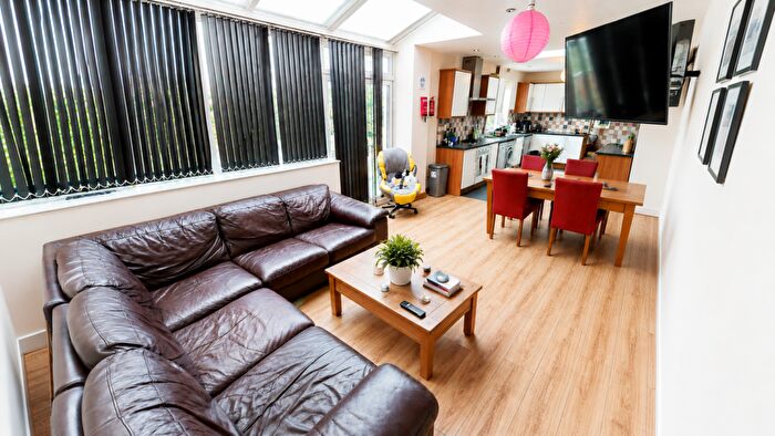 7 Bedroom House To Rent In Teignmouth Road, Selly Oak, B29