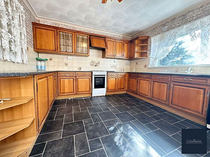 3 Bedroom End Of Terrace House For Sale In Tyntyla Road, Tonypandy, CF40