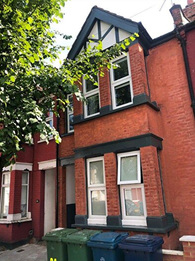 Studio To Rent In Herga Road, Harrow, HA3