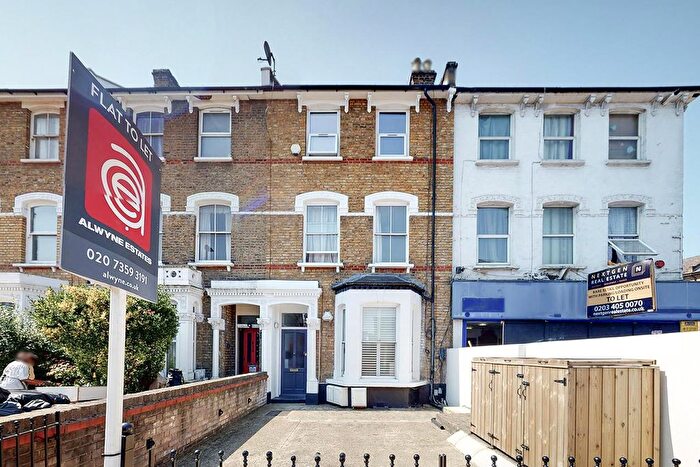 1 Bedroom Flat For Sale In Blackstock Road, Finsbury Park, N4