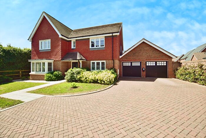 5 Bedroom Detached House For Sale In Seymour Drive, Tonbridge, TN12