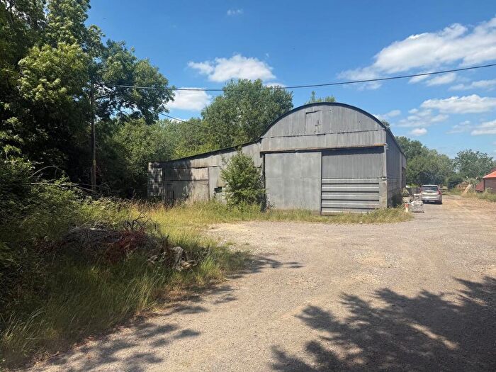 5 Bedroom Barn Conversion For Sale In Woolstone, Oxfordshire, SN7