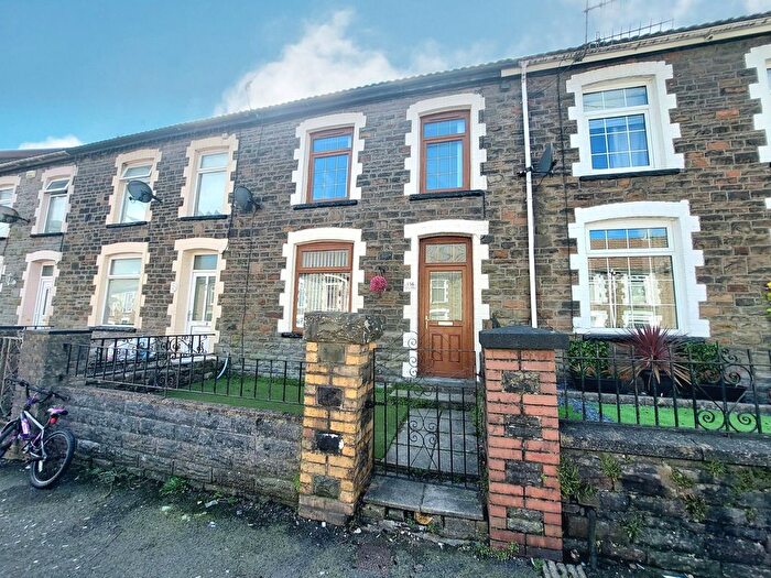 4 Bedroom Property To Rent In Kenry Street, Tonypandy, CF40