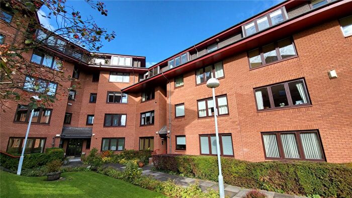 2 Bedroom Flat To Rent In Julian Court, Julian Avenue, Glasgow, G12