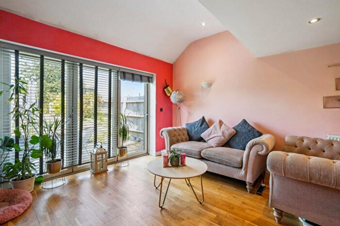 3 Bedroom End Of Terrace House For Sale In Risborough Road, Little Kimble, HP17