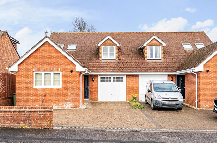3 Bedroom Semi-Detached House For Sale In Bernard Avenue, Four Marks, Alton, Hampshire, GU34