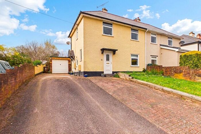 3 Bedroom Semi Detached House For Sale In Barnfield, Crediton, EX17