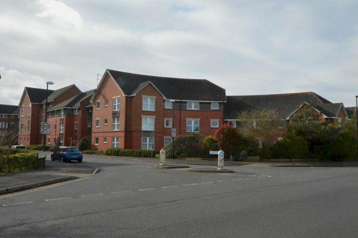 2 Bedroom Flat To Rent In Florey Court, Swindon, SN1