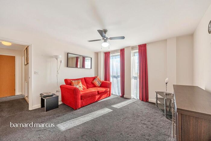 1 Bedroom Flat For Sale In London Road, Croydon, CR0