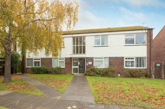 1 Bedroom Flat To Rent In Linley Road, Broadstairs, CT10