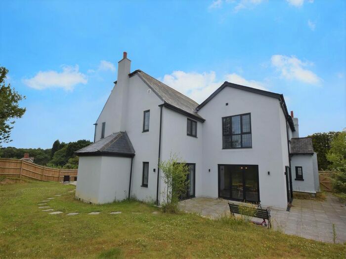 8 Bedroom Detached House To Rent In Watermill Lane, Bexhill-On-Sea, TN39