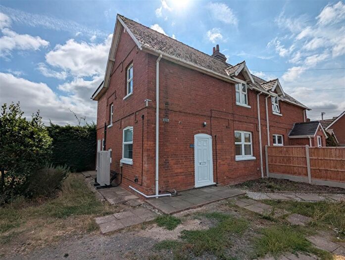 3 Bedroom Semi-detached House To Rent In Burley Gate, Hereford, HR1
