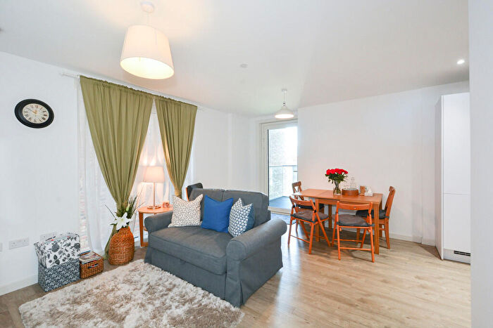 1 Bedroom Apartment To Rent In Malmo Tower, Greenland Place, SE8