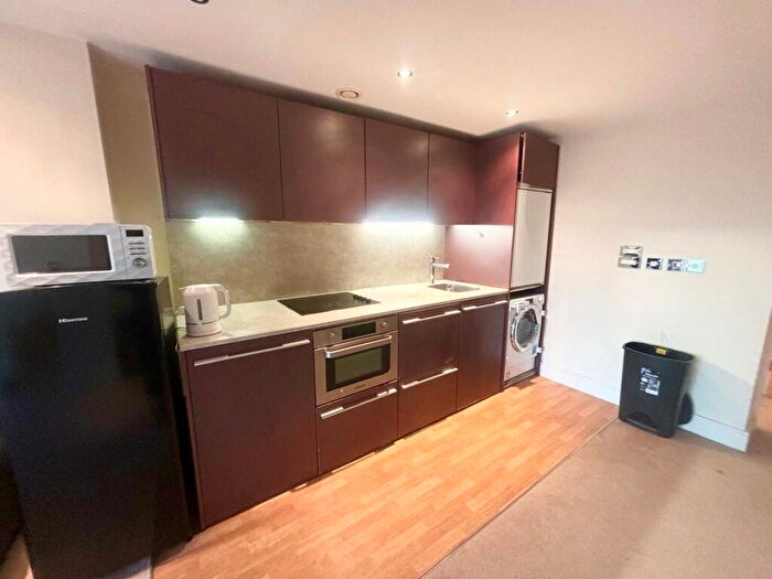 2 Bedroom Barn Conversion To Rent In The Litmus Building, City Centre, NG1