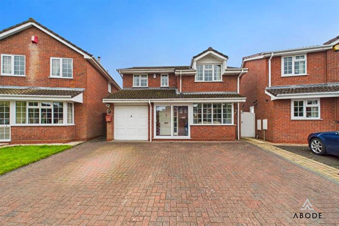 4 Bedroom Detached House For Sale In Furlong Drive, Tean, Stoke-On-Trent, ST10