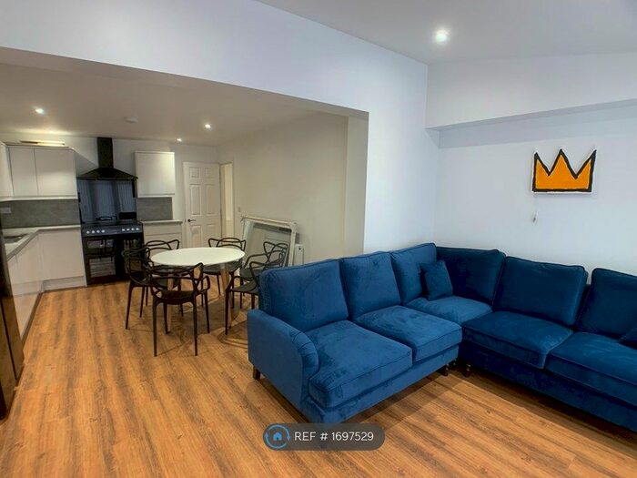 6 Bedroom Flat To Rent In Radmoor Road, Loughborough, LE11