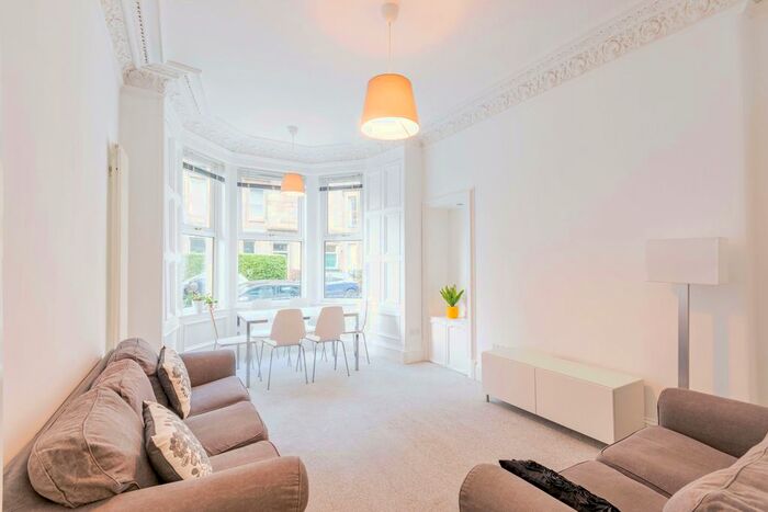 2 Bedroom Flat To Rent In Royston Terrace, Edinburgh, EH3