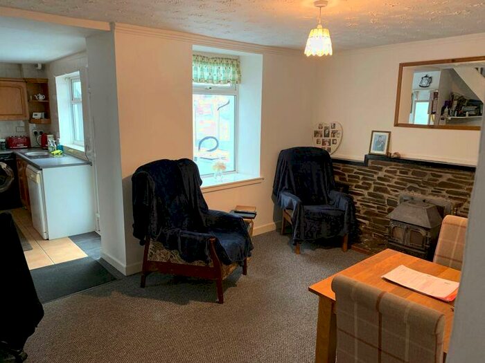 3 Bedroom SemiDetached House For Sale In Foxhole, St Austell, Cornwall