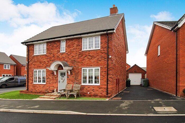 4 Bedroom Detached House For Sale In Blackbird Gardens, Langford, SG18