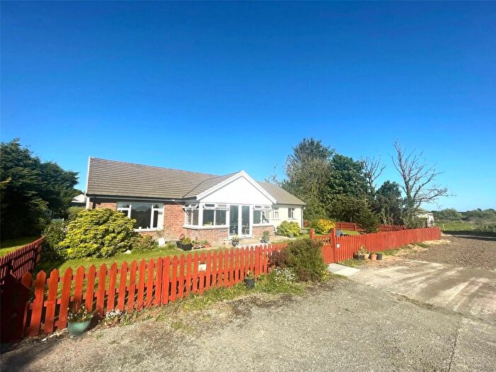 3 Bedroom Bungalow For Sale In Maenclochog, Clynderwen, Pembrokeshire, SA66