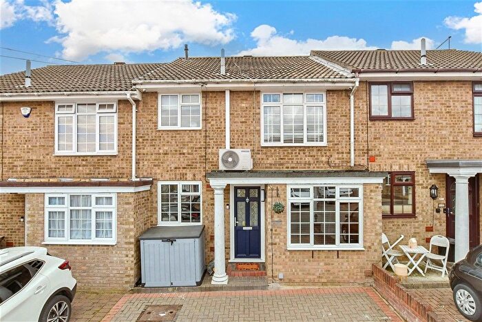 3 Bedroom Terraced House For Sale In Coventry Close, Strood, Rochester, Kent, ME2