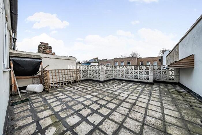 2 Bedroom Apartment To Rent In Brockley Road London, SE4