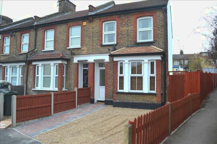 3 Bedroom House To Rent In Kingsfield Terrace, Priory Road, Dartford, DA1