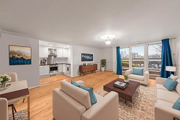 2 Bedroom Apartment For Sale In Stretton Mansions, Glaisher Street London, SE8